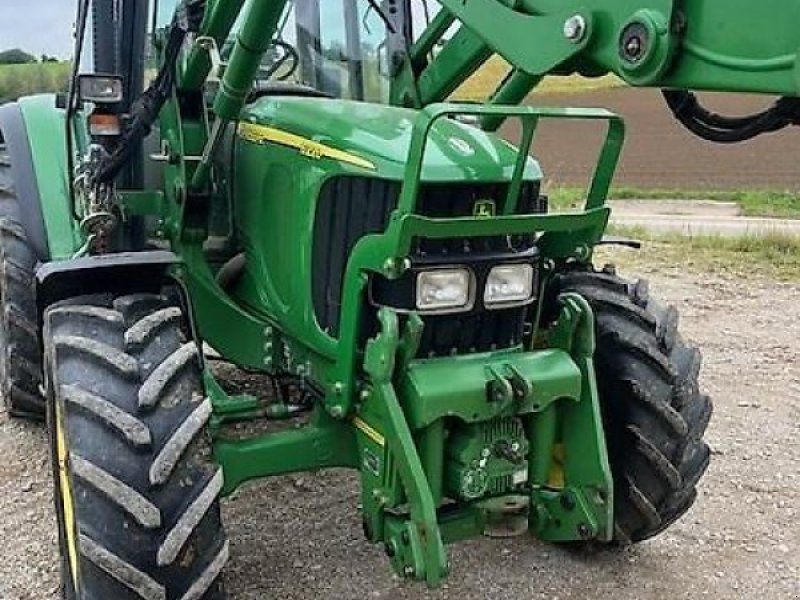 John Deere 6220 SE
