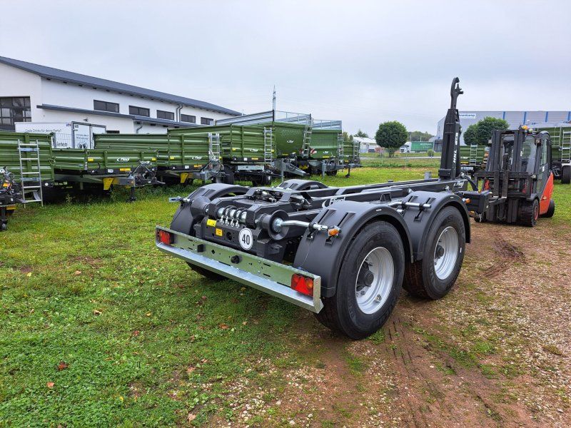 Fliegl HKL 18 Hacken-Tandemanhänger