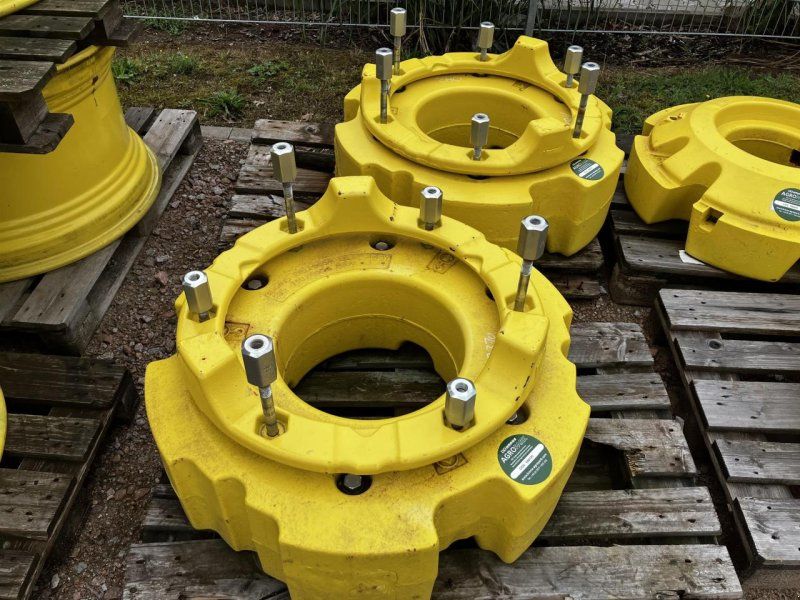 John Deere 70 kg  900 kg