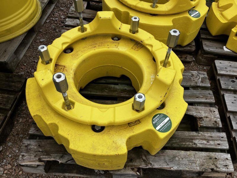 John Deere 70 kg  900 kg