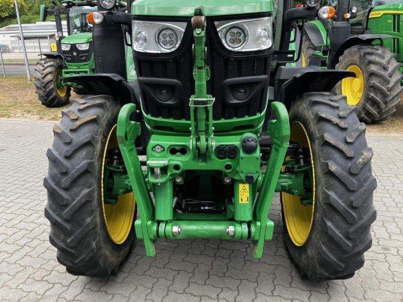 John Deere 6R 130