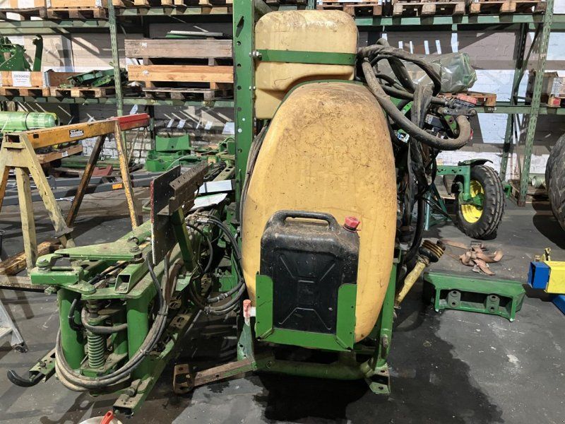 Amazone UF1000
