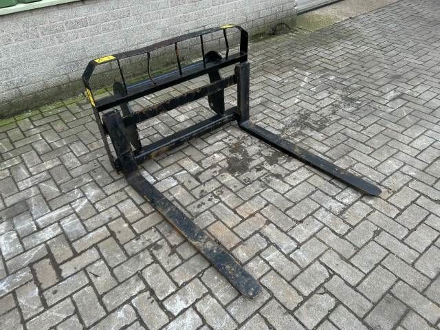 Manitou Pallet Forks 1200