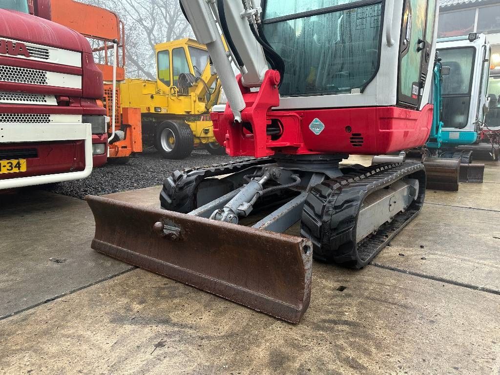 Takeuchi TB228 gereserveerd