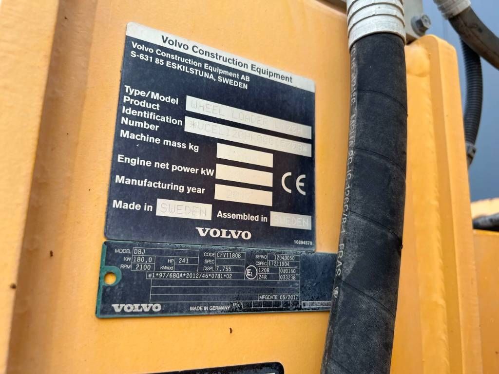 Volvo L120H - 3rd Valve - Weight System