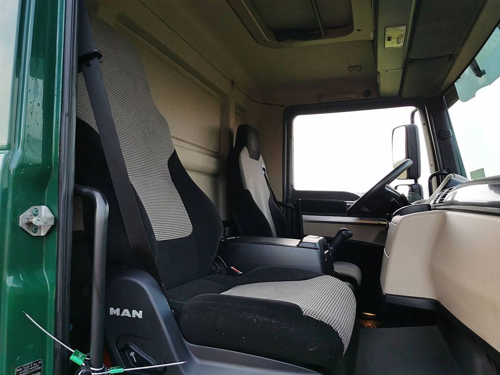 M.A.N. 8.220 TGL manual airco ahk