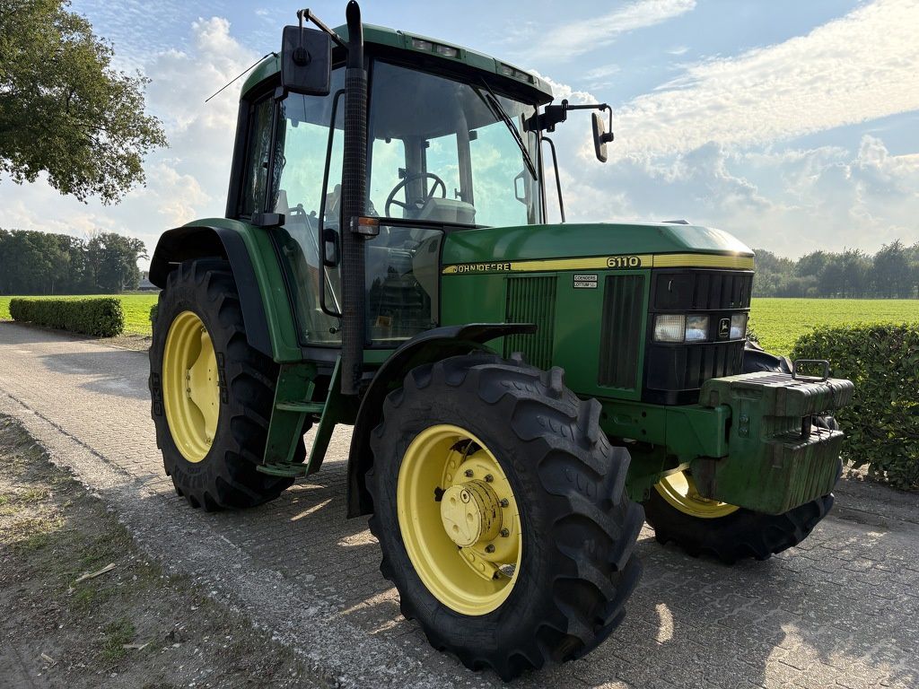 John Deere 6110 Premium