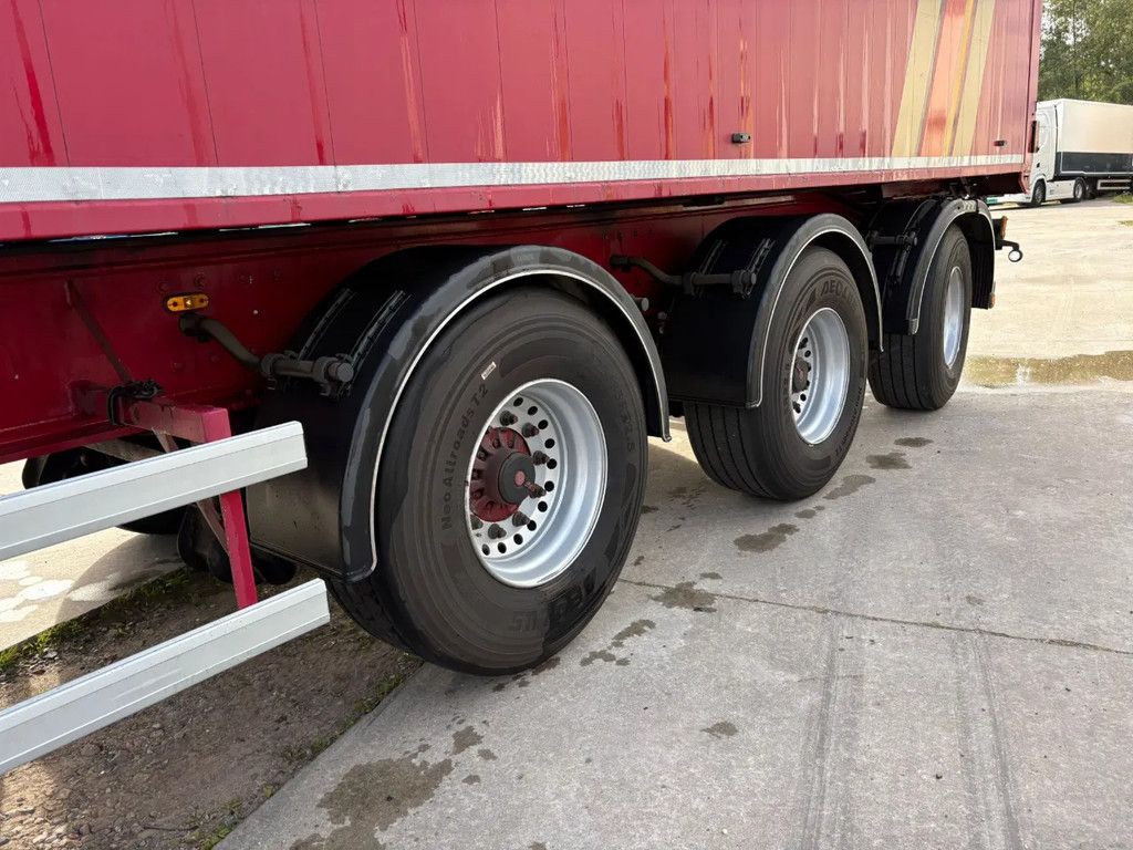 Carnehl 60m3 10 tons assen Bietenrek&Klep/deuren Stuuras Liftas Nieuwe APK!