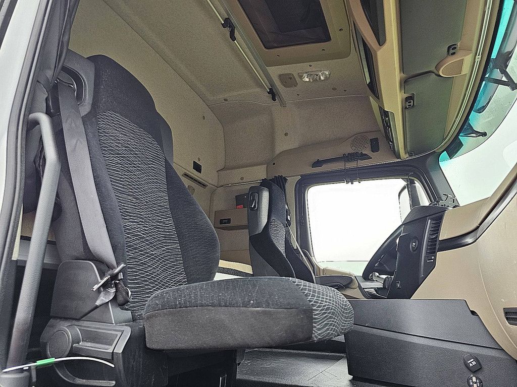 MERCEDES-BENZ ACTROS 1843 LS