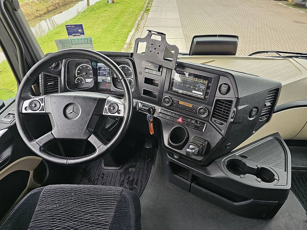 MERCEDES-BENZ ACTROS 1843 LS