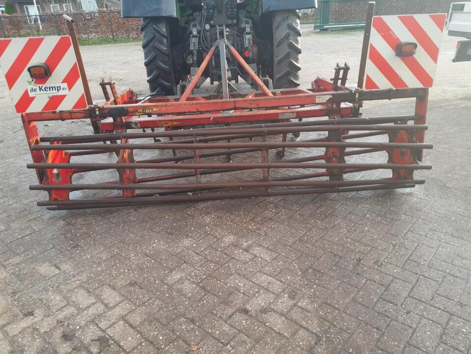Wifo 2,75meter vaste tand cultivator + rol