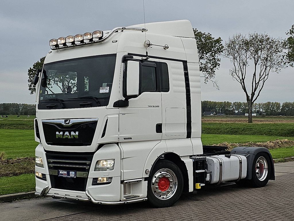M.A.N. 18.500 TGX xlx ret. leather alc