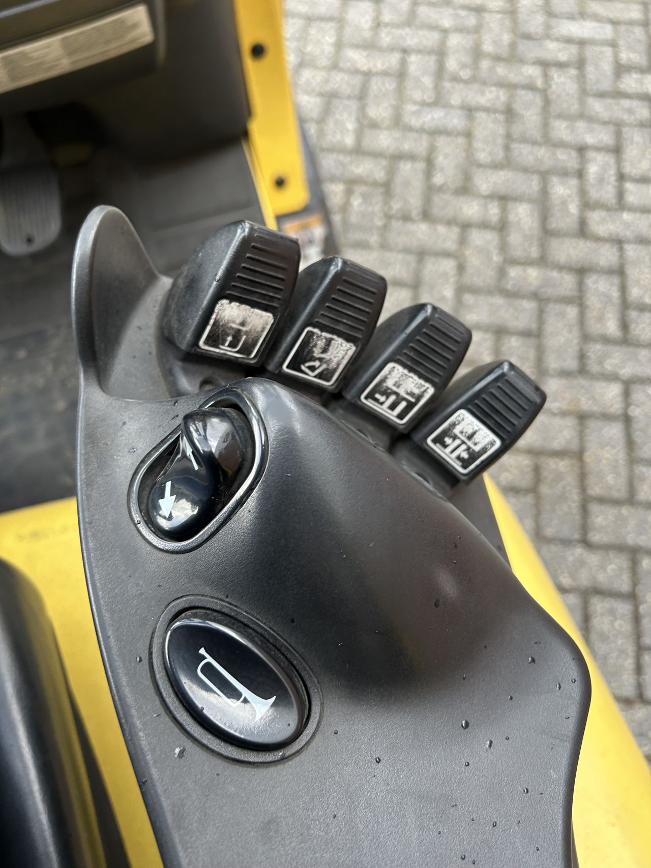 Hyster