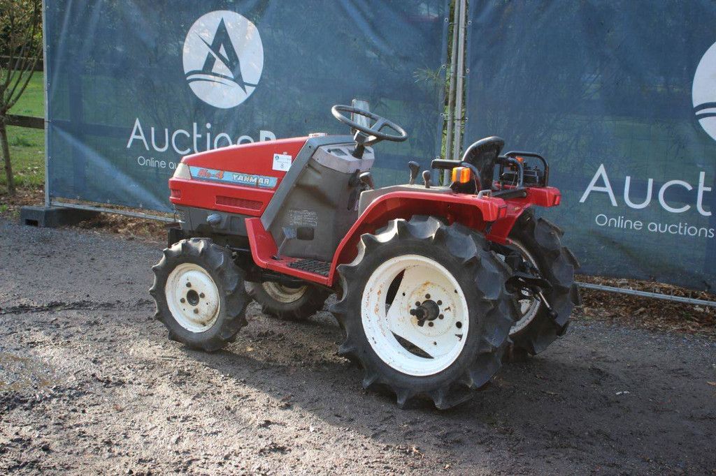 Mini tractor Yanmar Ke-4 Diesel 14hp