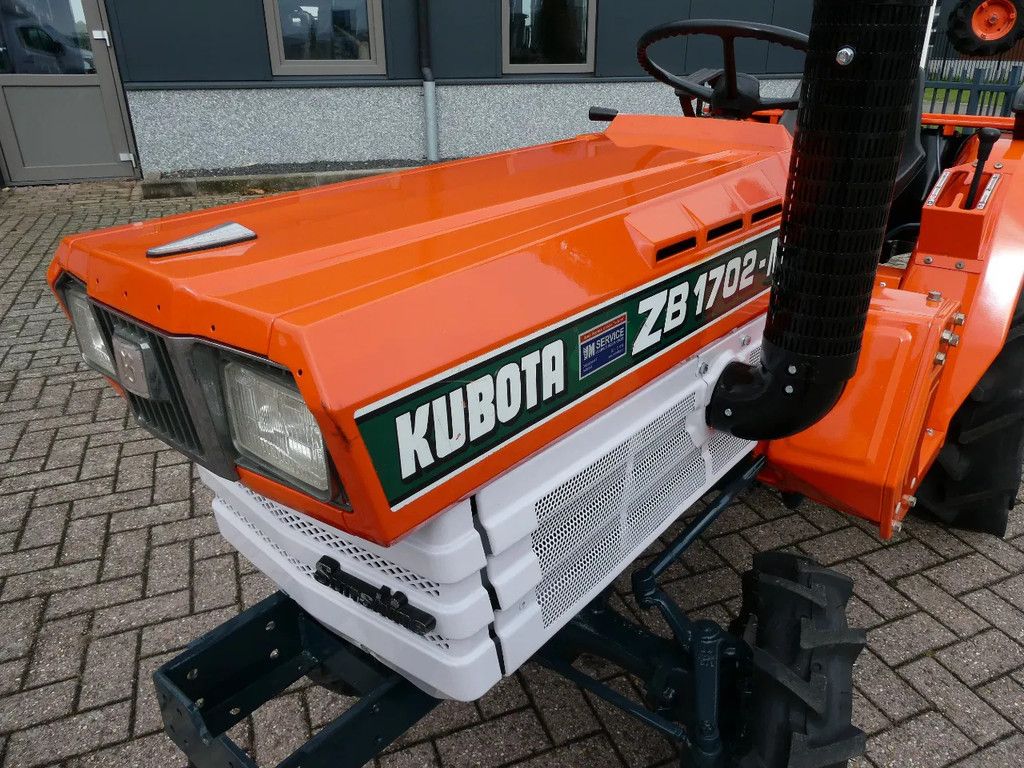 Kubota B1702 4wd / 840 Draaiuren / Superkruip