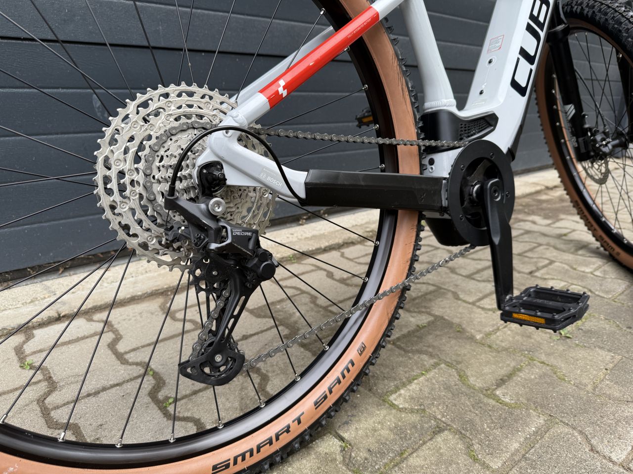 Cube Reaction Hybrid Pro E- MTB - 585km (incl btw en fact.)