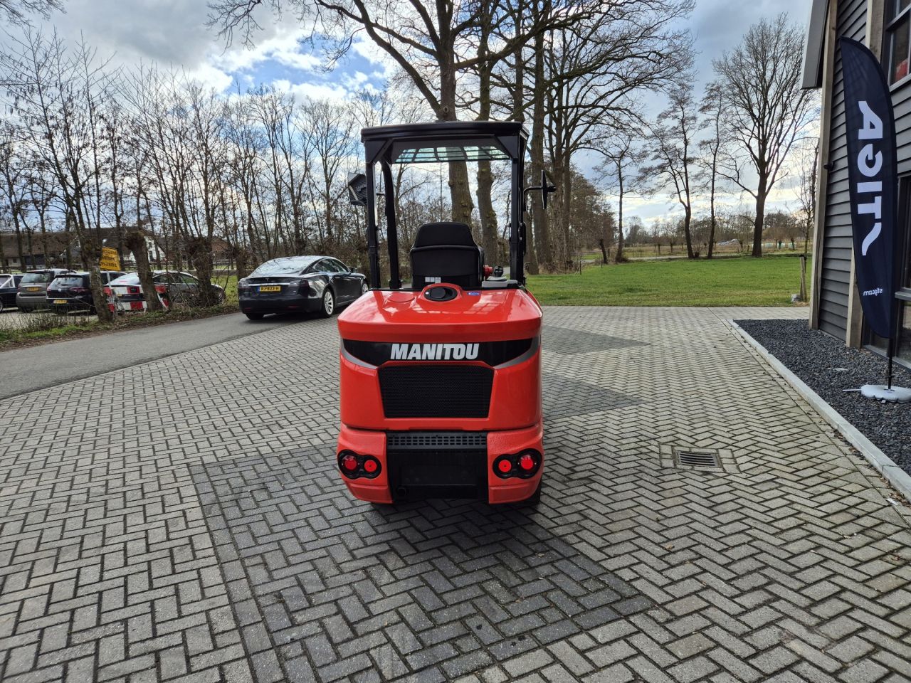 MANITOU MLA 3-25H Minilader mit Gewicht 2605 kgs