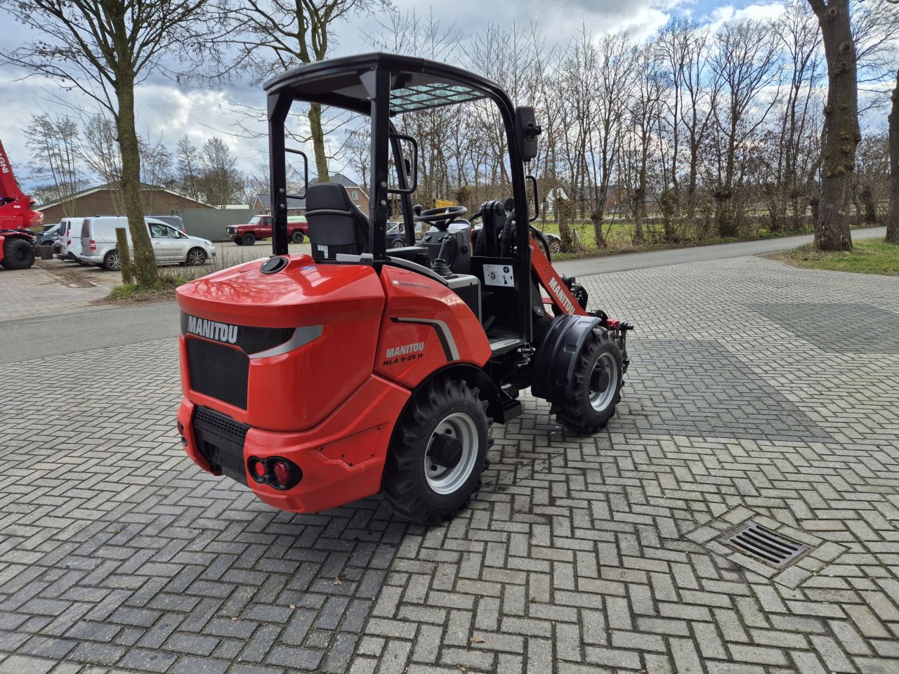 MANITOU MLA 3-25H Minilader mit Gewicht 2605 kgs
