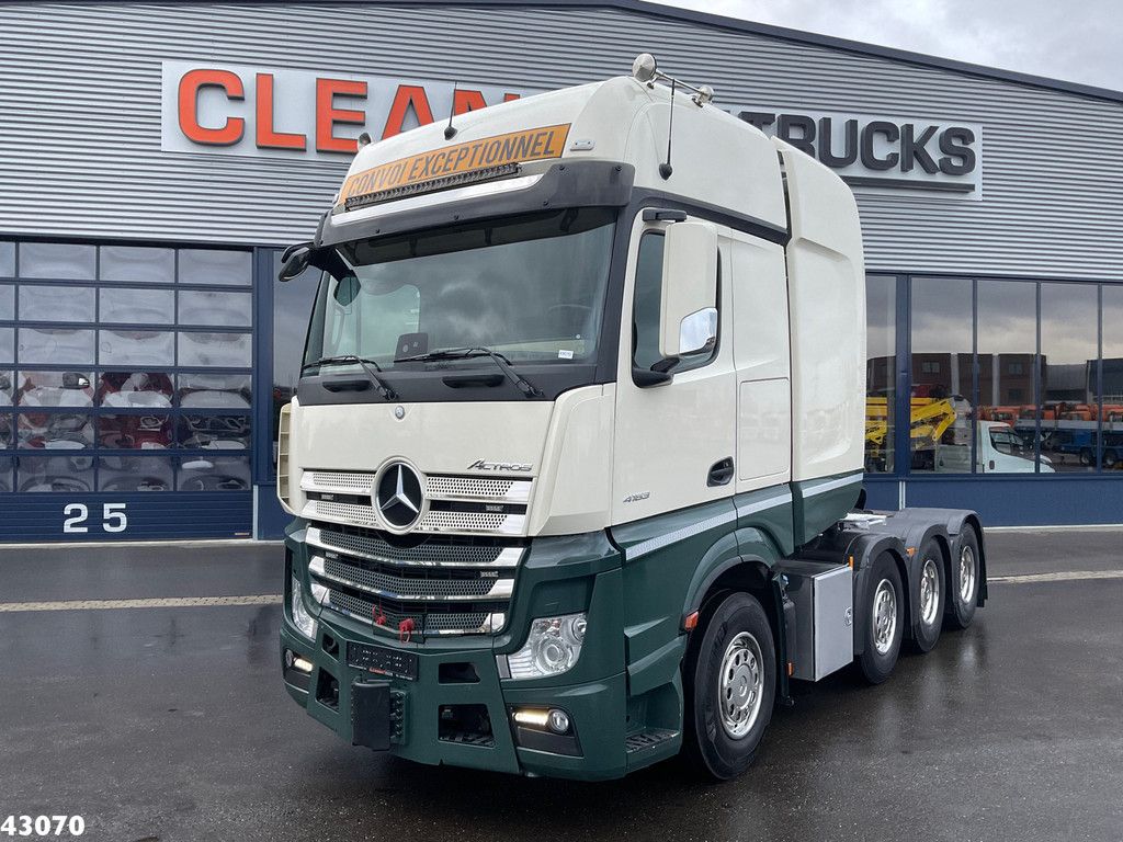 Mercedes-Benz Actros 4163 SLT WSK 8x4 Push and Pull 250 TON