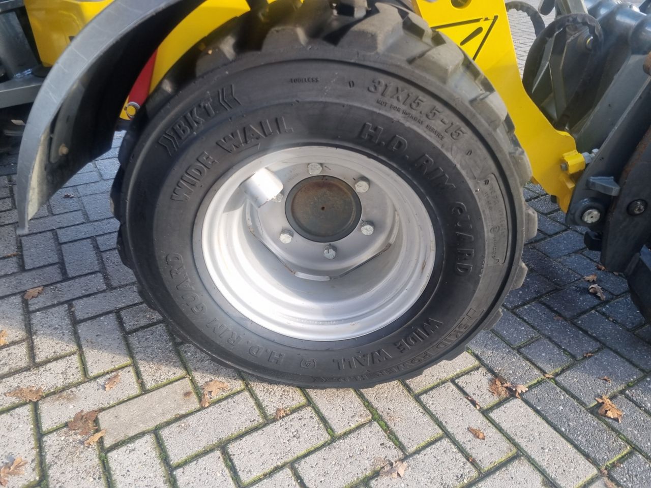 Gebrauchter WACKER WL 25 Minilader mit Gewicht von 2690 Kgs