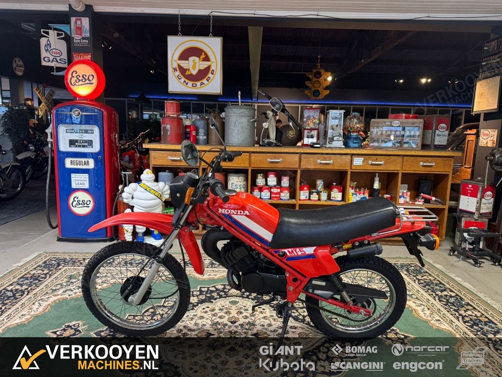 1979 Honda MT-5 Rood VT843