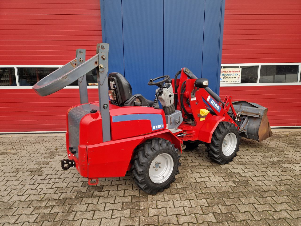 HERACLES H180 SHOVEL BJ2019 MET KENTEKEN SLECHTS 495 UUR