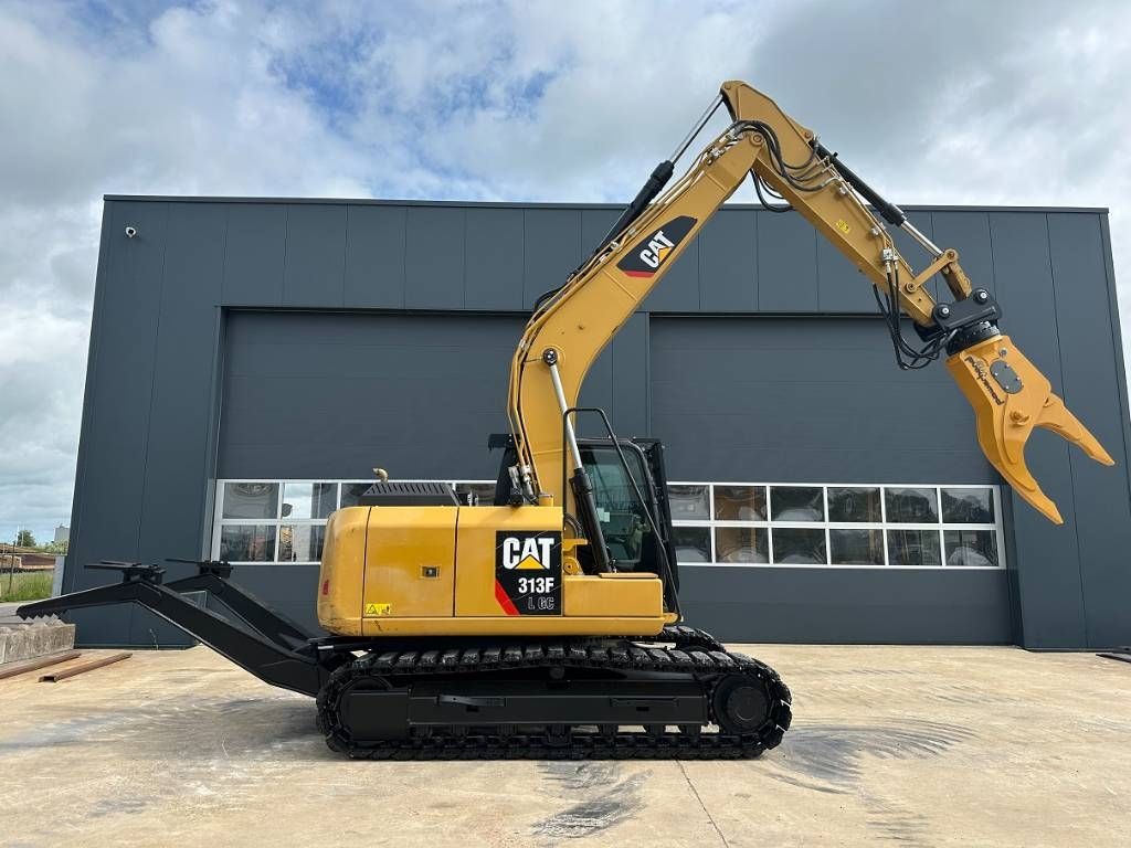 CAT 313 F LGC CAR DISMANTLER