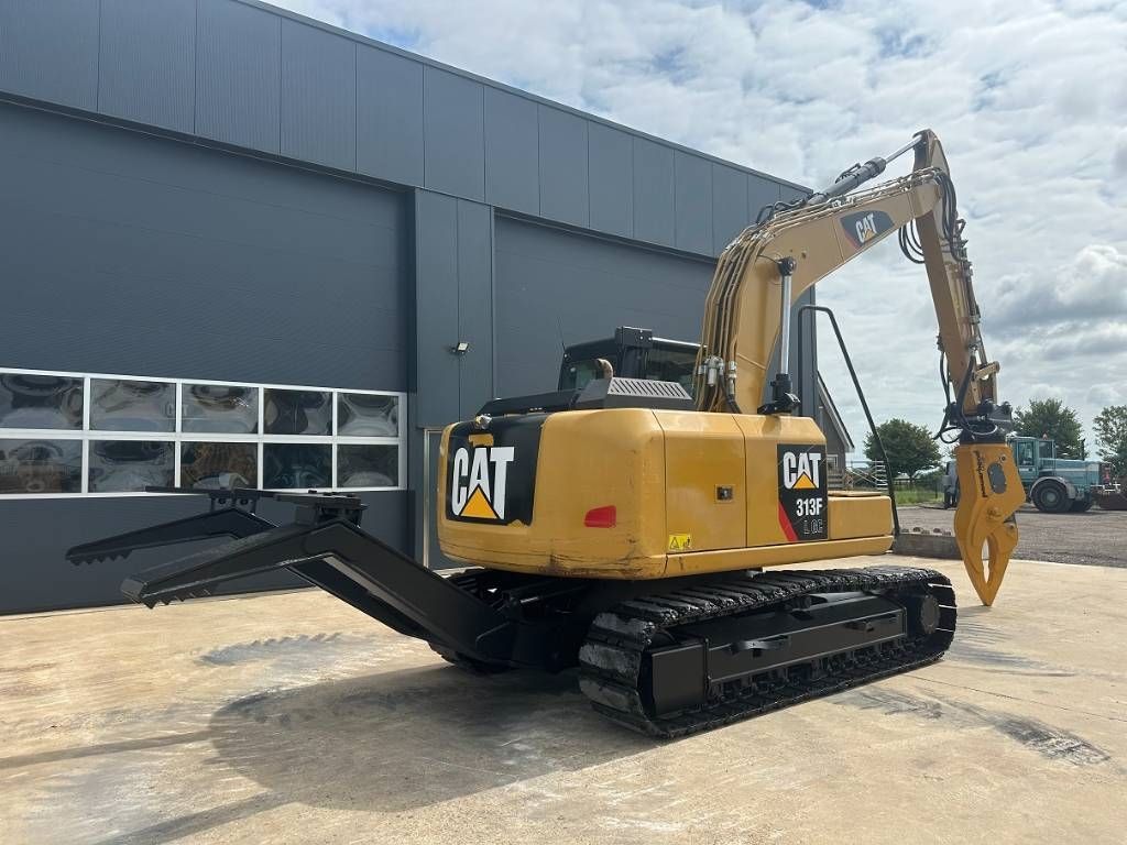 CAT 313 F LGC CAR DISMANTLER