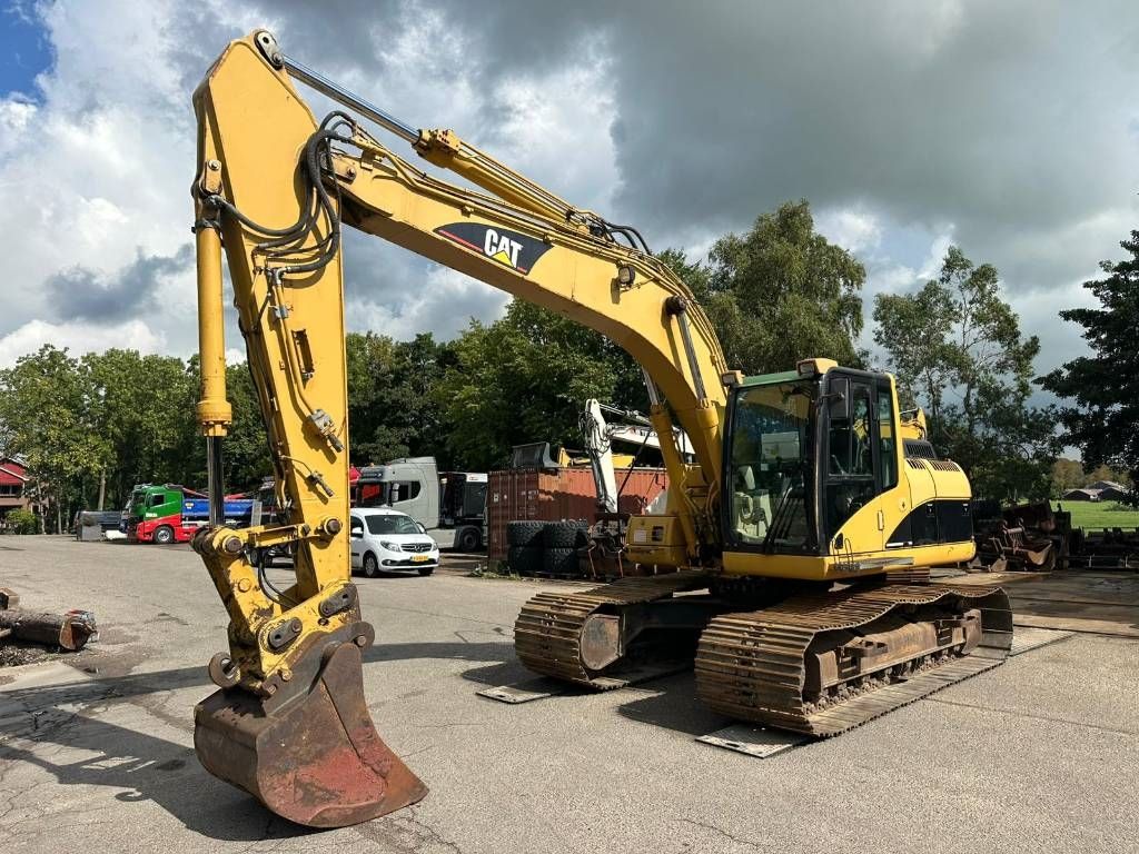 CAT 318 C L - 3066 engine!