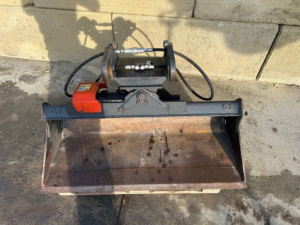Cangini CW10 2019 tiltbucket kantelbak schwenklöffel almost new