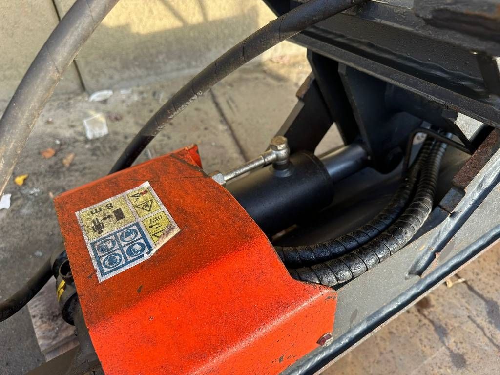 Cangini CW10 2019 tiltbucket kantelbak schwenklöffel almost new