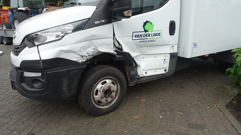 Iveco 35C12 euro6 schade