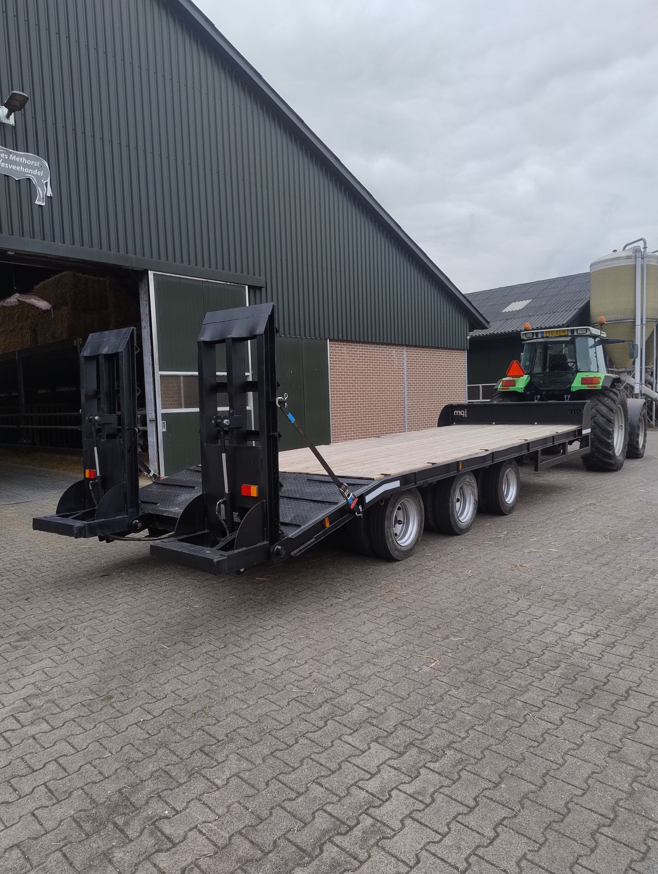 Jpm oprijdwagen dieplader 3 asser 24 ton (nl kenteken)