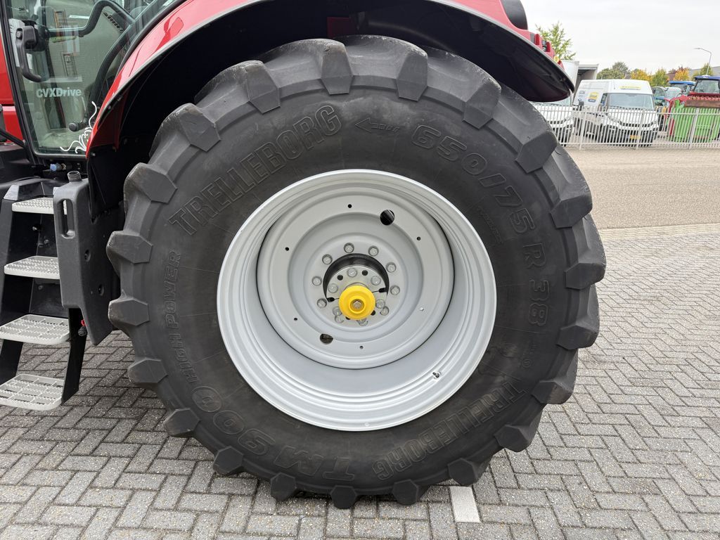 Case IH Puma 240 CVXDrive Stage V