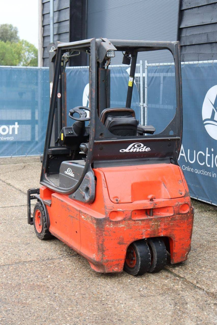 Gabelstapler Linde E16-02 Elektro 1600kg 4,5m 2002