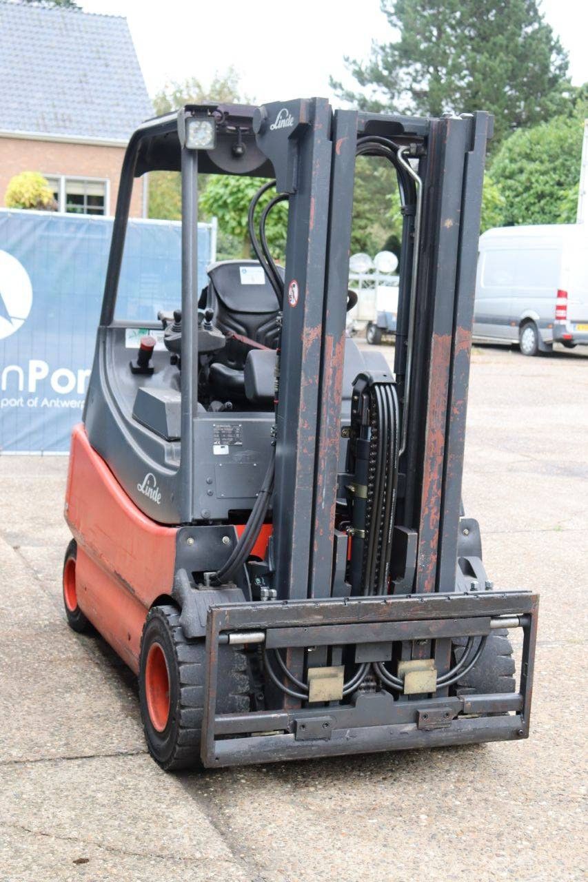 Gabelstapler Linde E30/03/600 Elektro 3000kg 2009