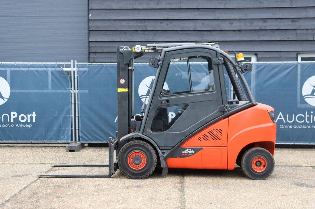 Heftruck Linde H30D-02 Diesel 3000kg 2015