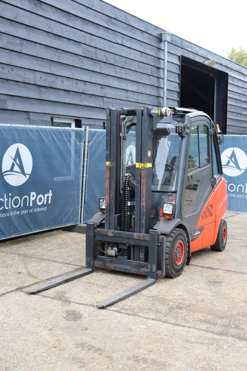 Heftruck Linde H30D-02 Diesel 3000kg 2015