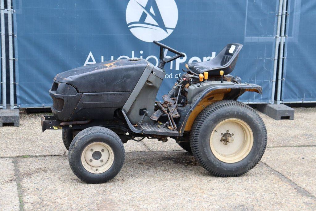 Mini tractor Yanmar Ke-100 Diesel