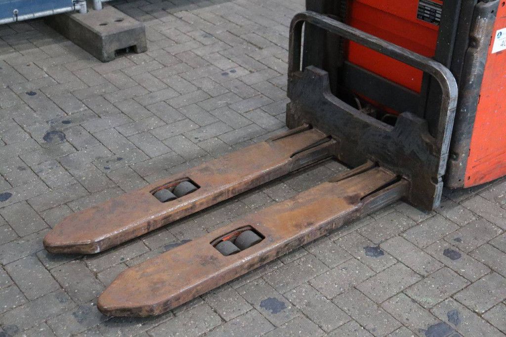 Hochhubwagen Linde L12 Elektro 1200kg 3,0m 2007