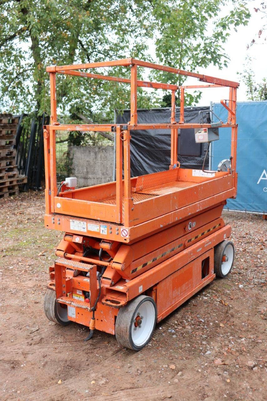 Scissor Lift Skyjack SJ3220 Electric 8.1m 2015