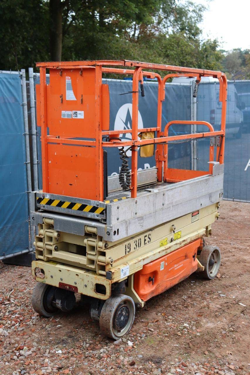 JLG 1930ES Electric Scissor Lift 7.7m 2014