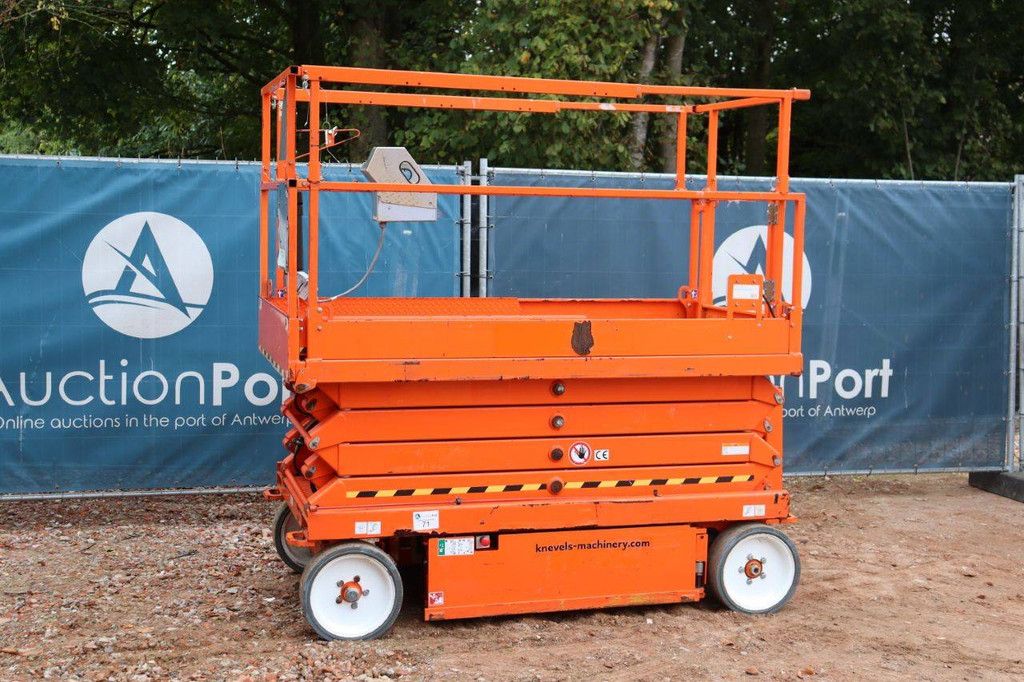 Scissor Lift Skyjack SJ4626 Electric 9.9m 2015