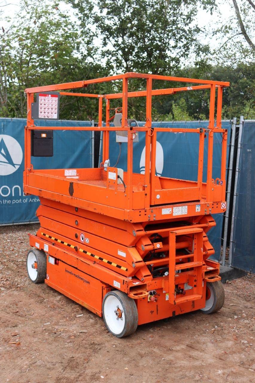 Scissor Lift Skyjack SJ4626 Electric 9.9m 2015