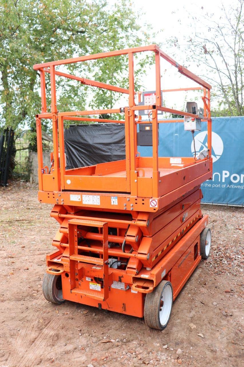Scissor Lift Skyjack SJ4626 Electric 9.9m 2015