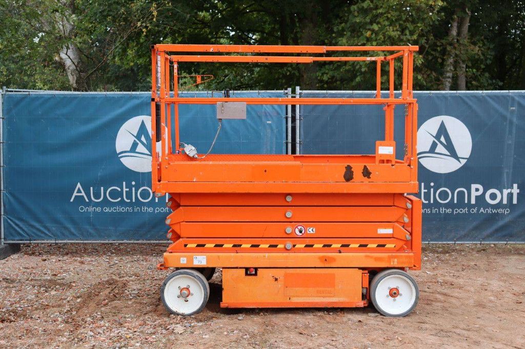 Scissor Lift Skyjack SJ4626 Electric 9.9m 2015