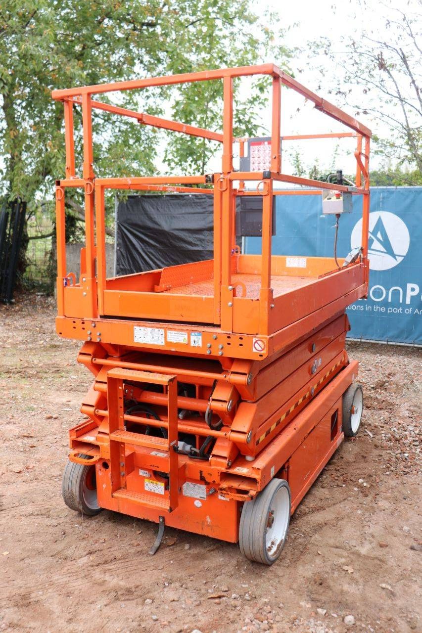 Scissor Lift Skyjack SJ4626 Electric 9.9m 2015