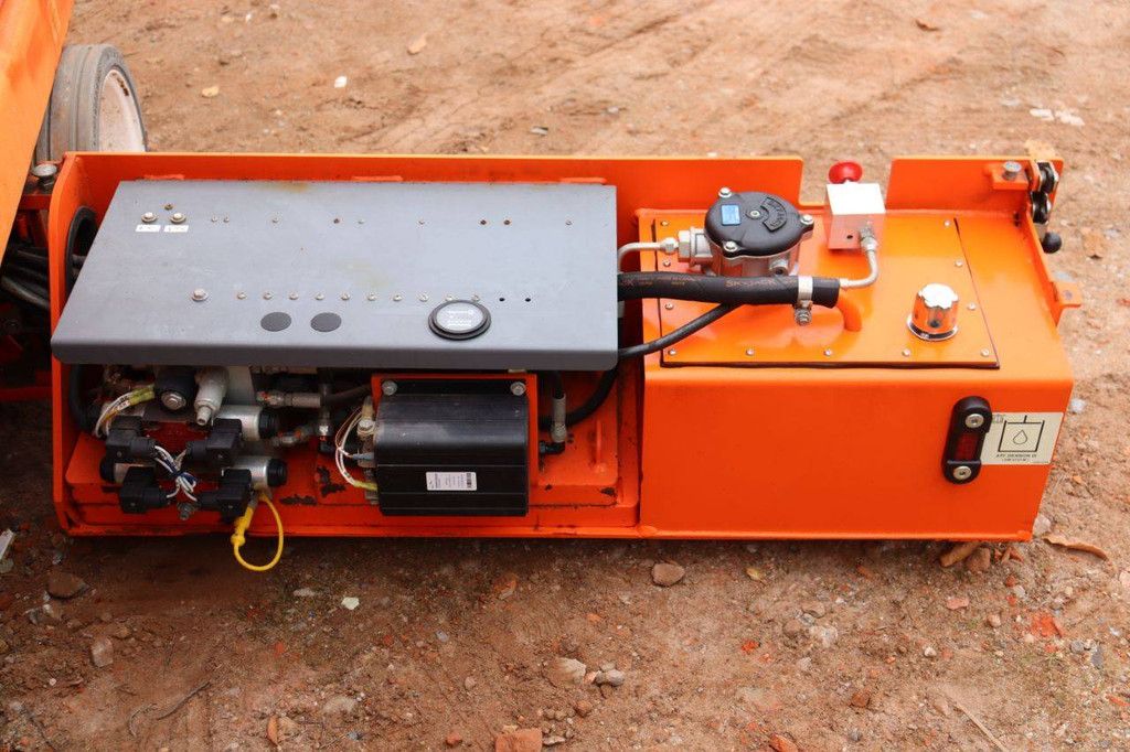 Scissor Lift Skyjack SJ4626 Electric 9.9m 2015