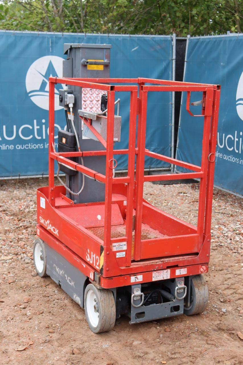 Skyjack SJ12 Elektrischer Mastlift 5,66 m 2015