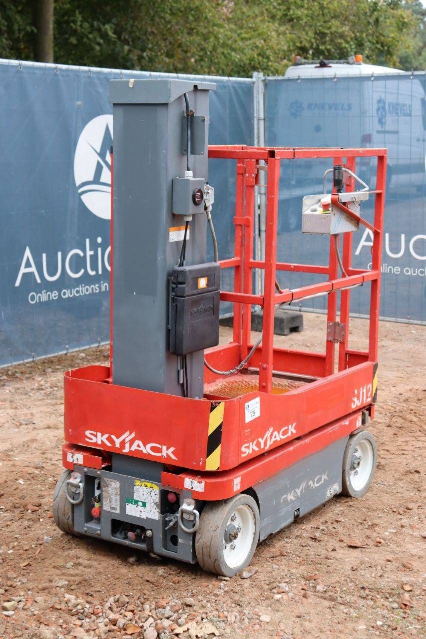 Skyjack SJ12 Elektrischer Mastlift 5,66 m 2015